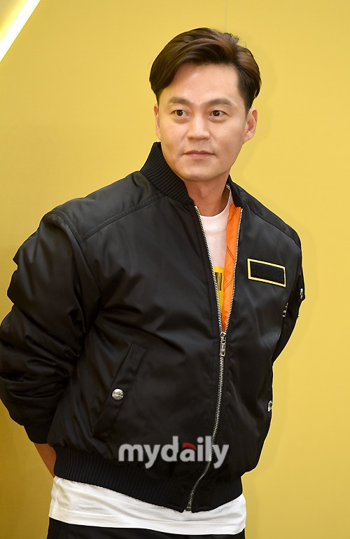 李瑞镇